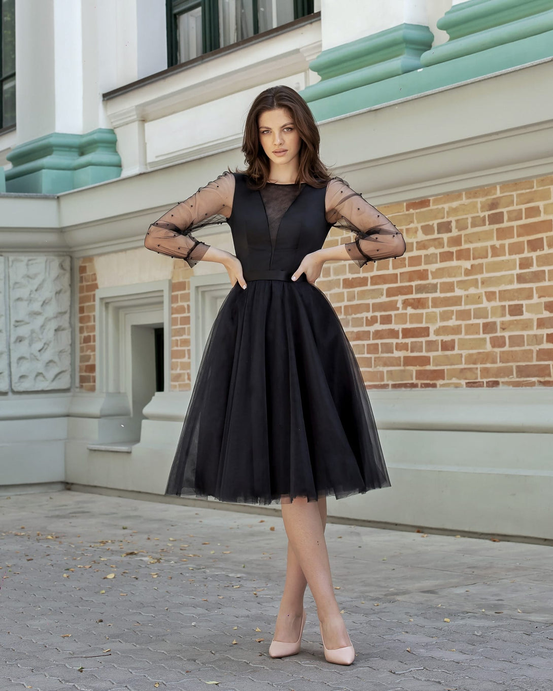 Rochie neagră elegantă de ocazie cu mâneci perlate - BELLADRESS