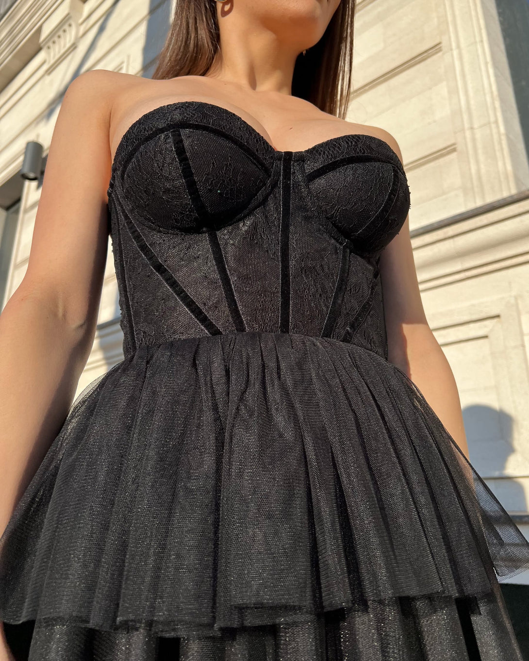 Rochie neagra petrecere eleganta cu corset din dantela - BELLADRESS